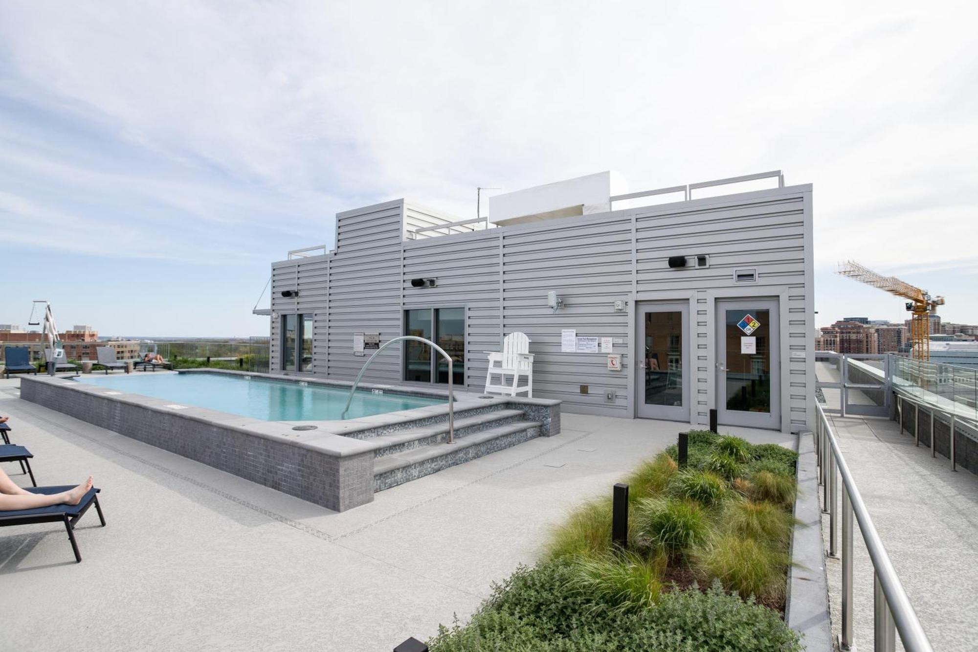 Stylish Condo At Clarendon With Rooftop Views Arlington Buitenkant foto